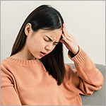 (圖)婦人頭痛視力模糊 腦內發現9公分腦瘤手術後順利拆彈